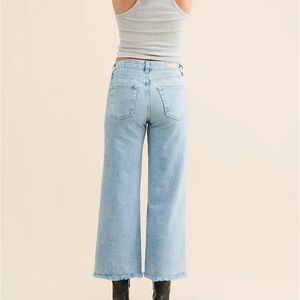 AG Saige Wide Leg Crop size 26